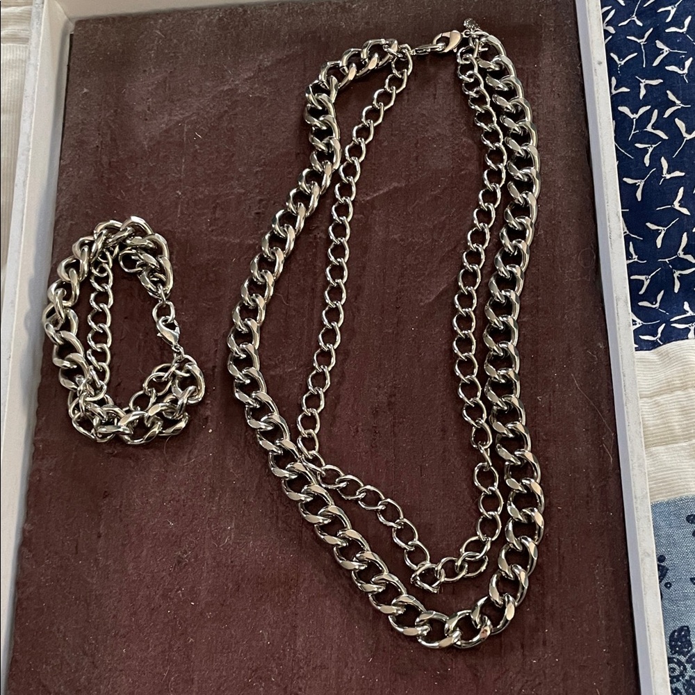 Stella & Dot Silver Chain Necklace
